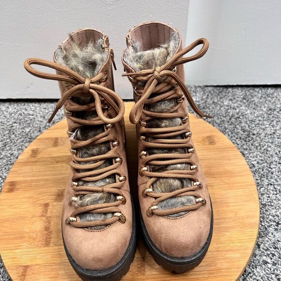 Sz 6 Journee Collection Taupe Faux Fur Trail Lace Up Boots NWT $70 MSRP - Picture 5 of 13